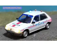 205 police éclairé