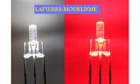 10 LEDs 2mm BC - rouge 3 pattes