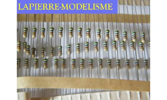 100 résistances 560 Ohms